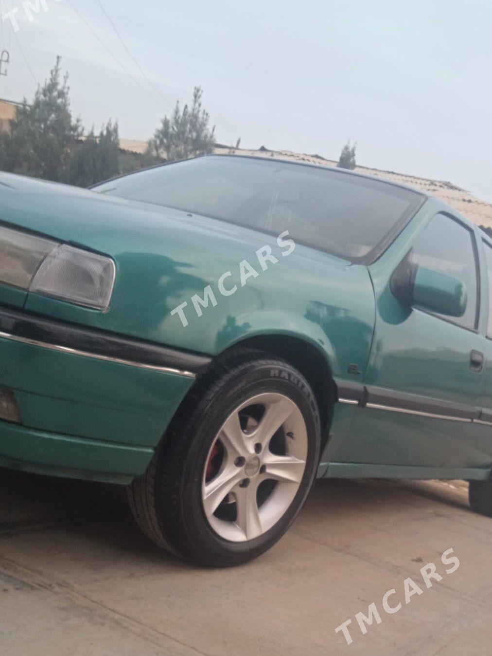 Opel Vectra 1993 - 30 000 TMT - Çärjew - img 2