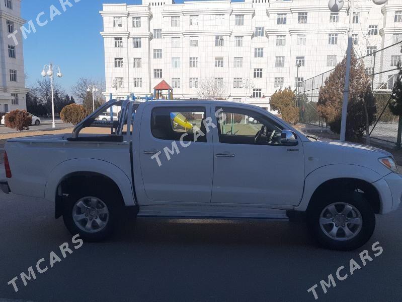 Toyota Hilux 2007 - 155 000 TMT - Aşgabat - img 4