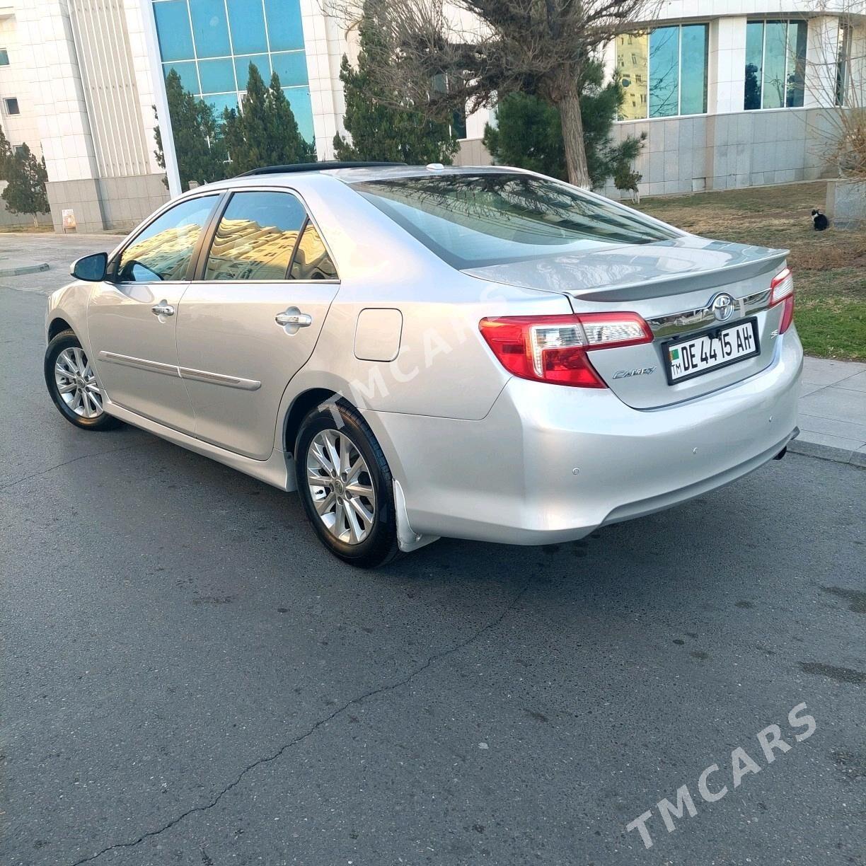 Toyota Camry 2012 - 200 000 TMT - Мир 2 - img 2