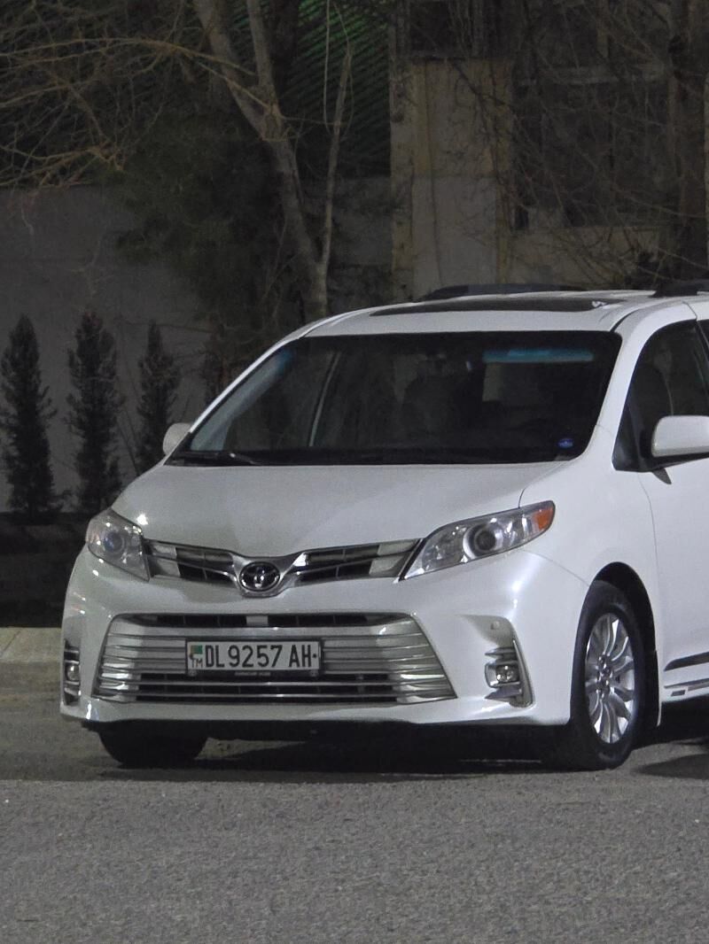 Toyota Sienna 2017 - 360 000 TMT - Гаудан "Б" - img 5