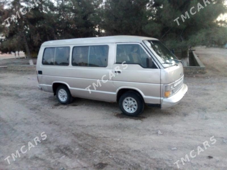 Toyota Hiace 1986 - 34 000 TMT - Байрамали - img 3