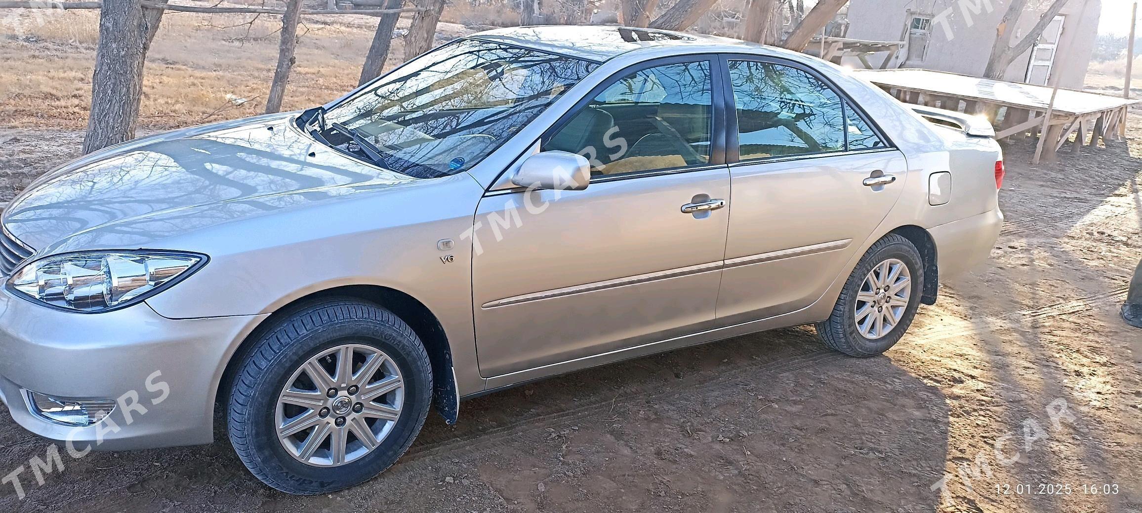 Toyota Camry 2005 - 245 000 TMT - етр. Туркменбаши - img 3