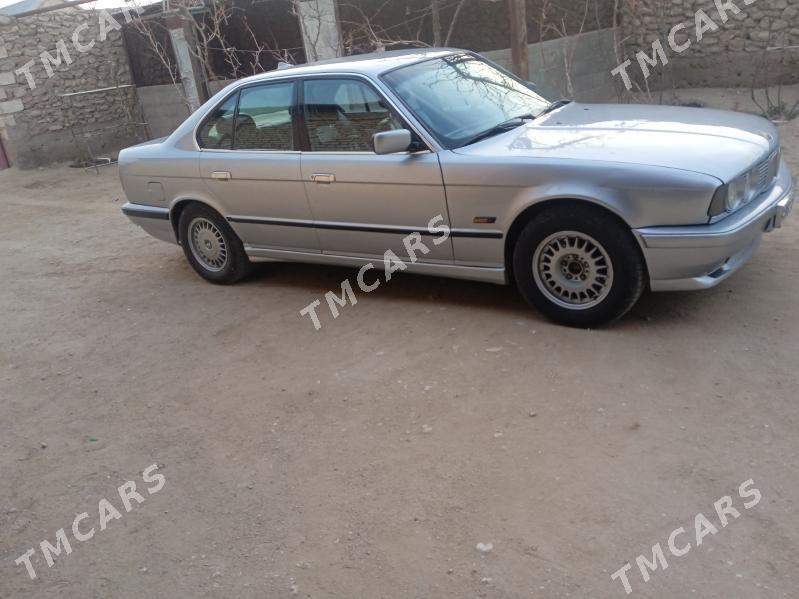 BMW 525 1989 - 40 000 TMT - Jebel - img 4