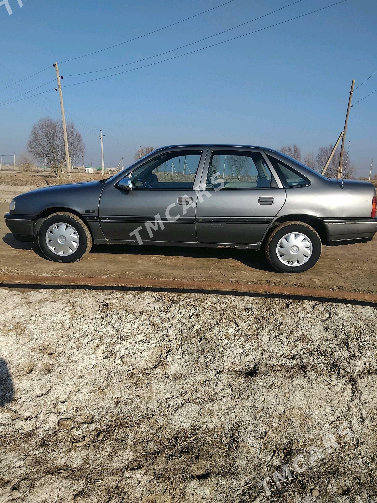 Opel Vectra 1989 - 30 000 TMT - етр. Туркменбаши - img 3