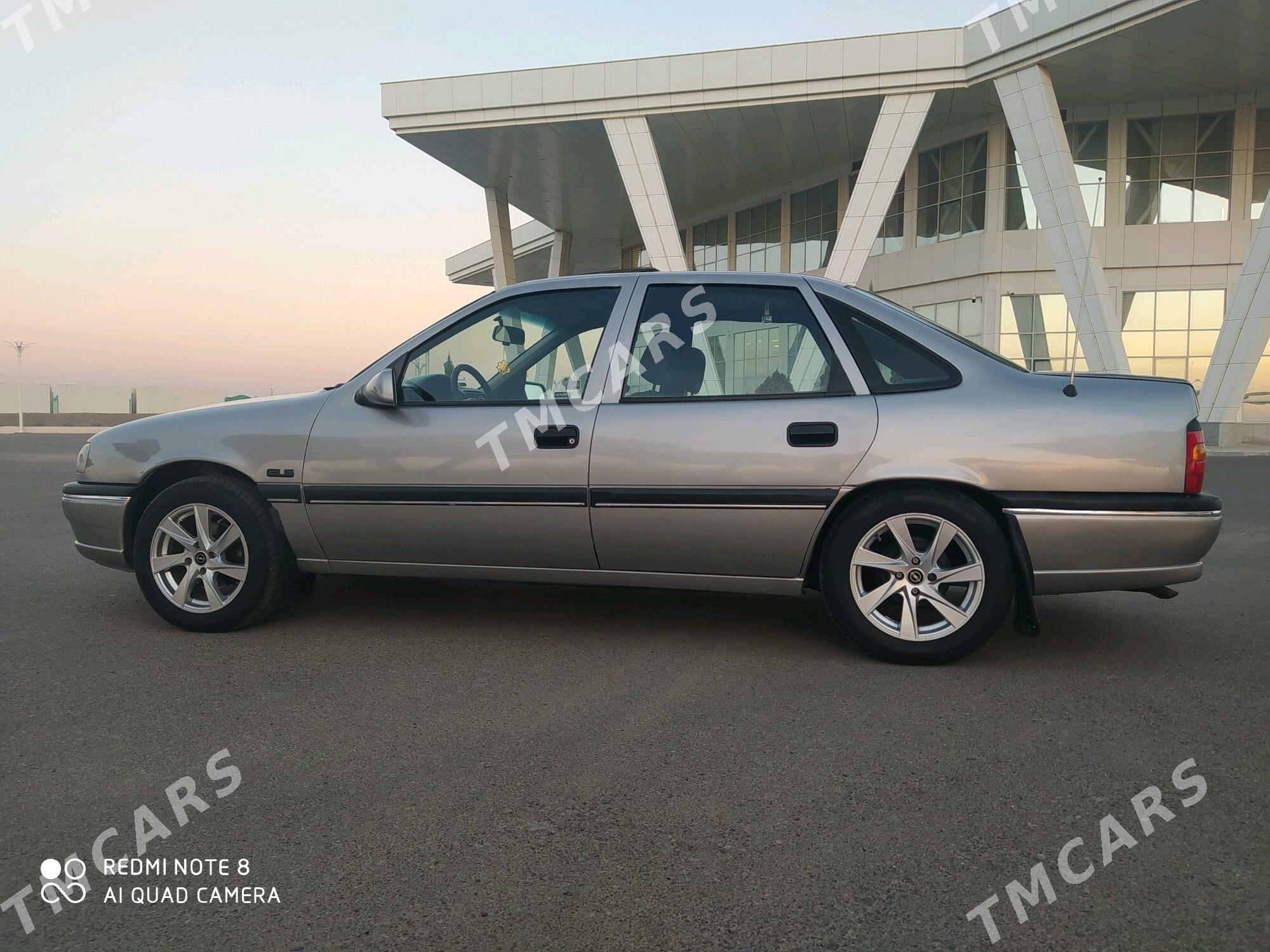 Opel Vectra 1992 - 40 000 TMT - Mary - img 5