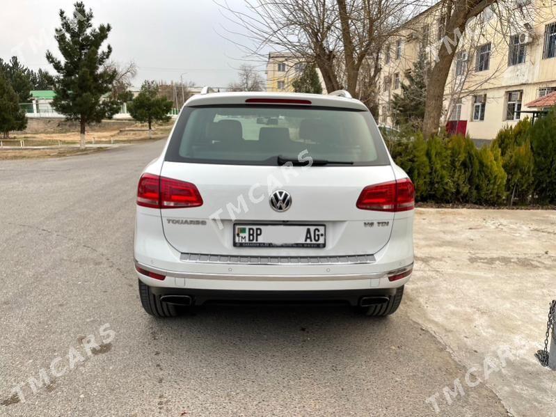 Volkswagen Touareg 2016 - 620 000 TMT - Ашхабад - img 2