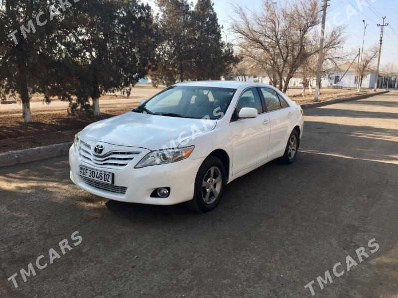 Toyota Camry 2010 - 110 000 TMT - Daşoguz - img 3