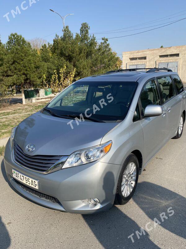 Toyota Sienna 2015 - 330 000 TMT - Aşgabat - img 3