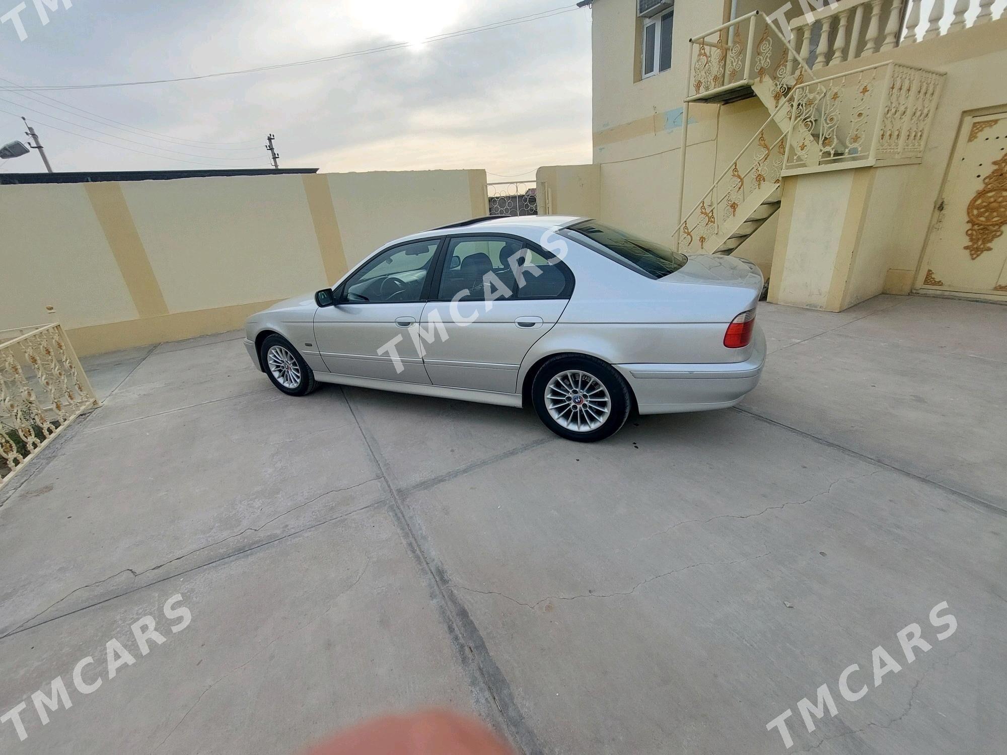 BMW 525 2001 - 95 000 TMT - Balkanabat - img 2