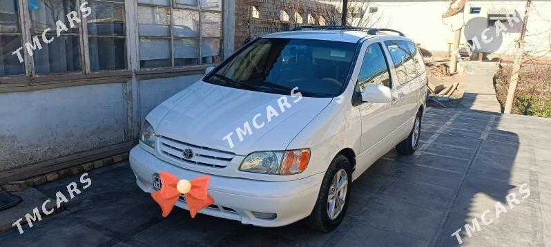 Toyota Sienna 2000 - 126 000 TMT - Мары - img 2