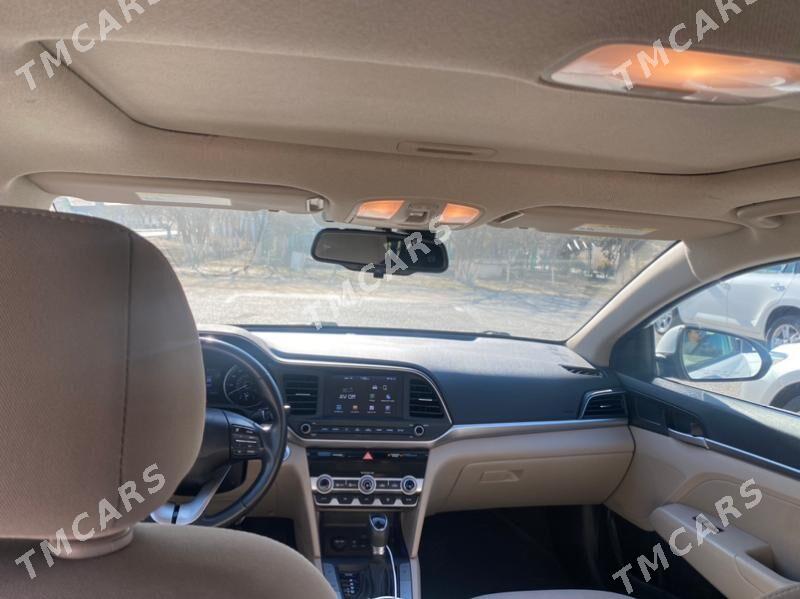 Hyundai Elantra 2019 - 235 000 TMT - Aşgabat - img 8