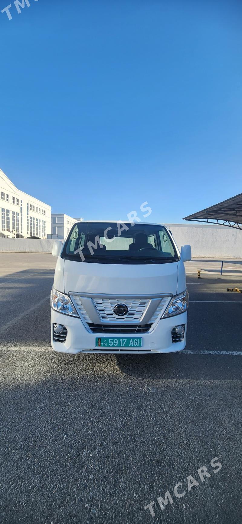 Nissan Urvan 2021 - 320 000 TMT - Ашхабад - img 2