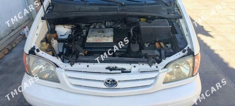 Toyota Sienna 2000 - 126 000 TMT - Мары - img 5