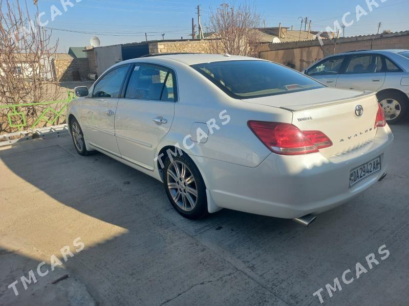 Toyota Avalon 2005 - 185 000 TMT - Gyzylarbat - img 3