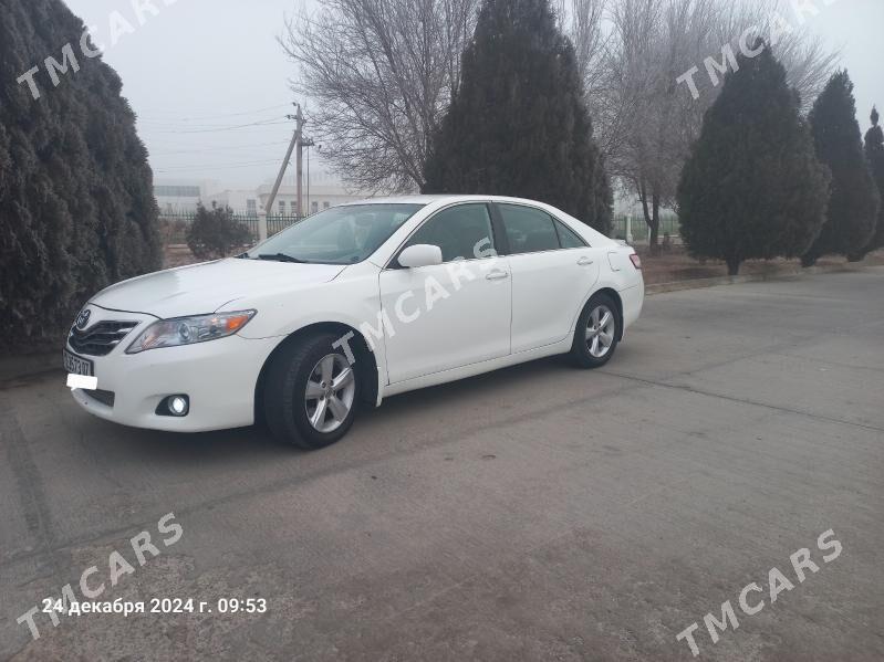 Toyota Camry 2011 - 170 000 TMT - Дашогуз - img 3