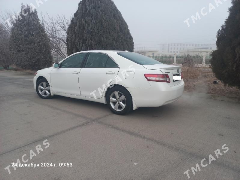 Toyota Camry 2011 - 170 000 TMT - Дашогуз - img 5