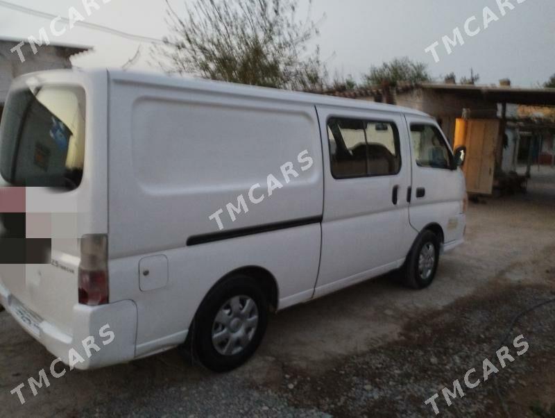 Nissan Urvan 2007 - 140 000 TMT - Мары - img 2