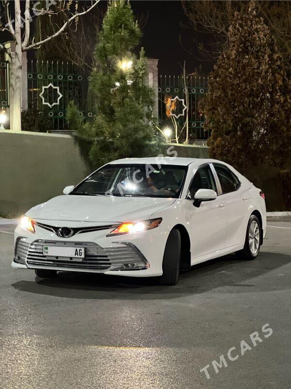 Toyota Camry 2021 - 340 000 TMT - Ýalkym - img 8