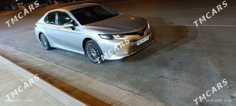 Toyota Camry 2019 - 230 000 TMT - Мары - img 5