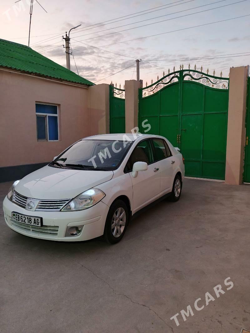 Nissan Versa 2010 - 112 000 TMT - Ашхабад - img 2