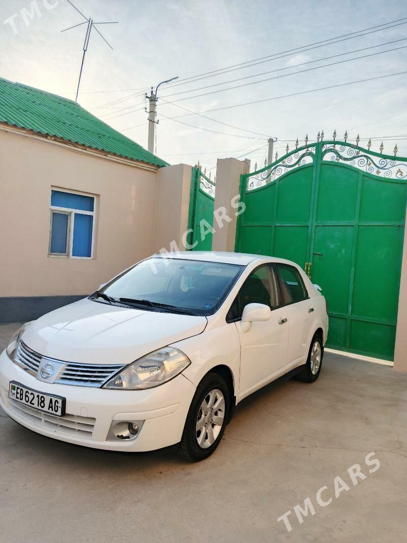 Nissan Versa 2010 - 112 000 TMT - Ашхабад - img 4