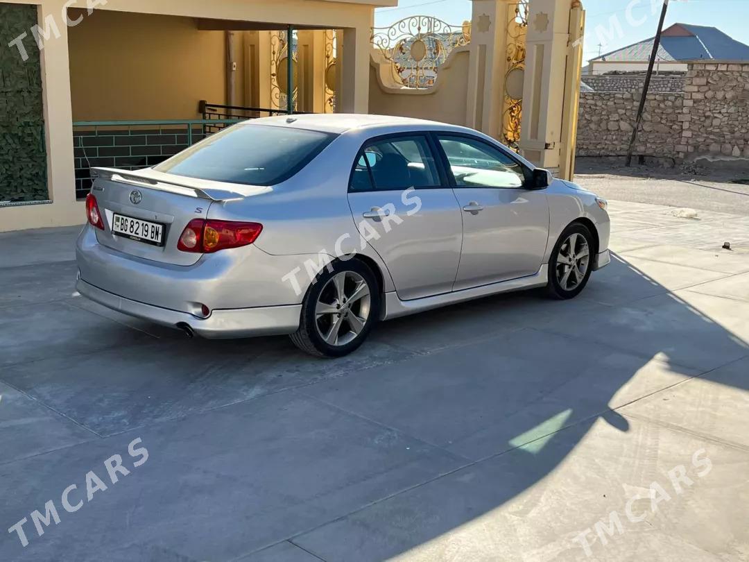 Toyota Corolla 2010 - 140 000 TMT - Балканабат - img 3