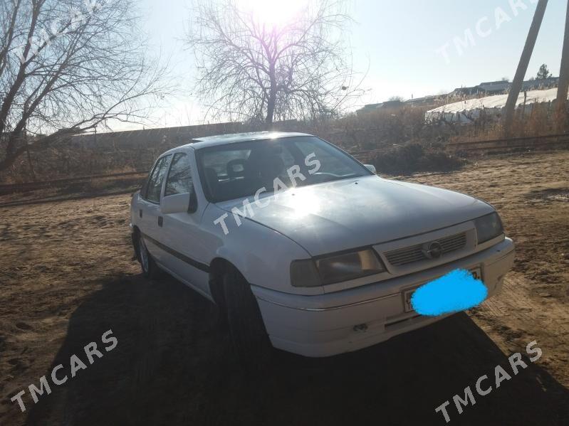 Opel Vectra 1990 - 30 000 TMT - Мургап - img 5