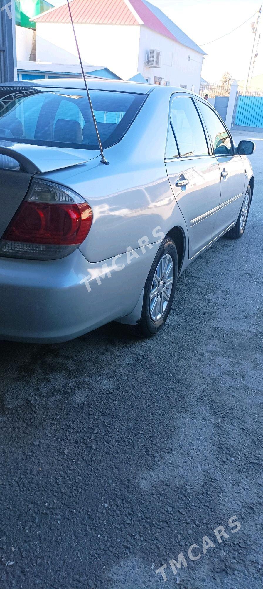 Toyota Camry 2004 - 165 000 TMT - Änew - img 3