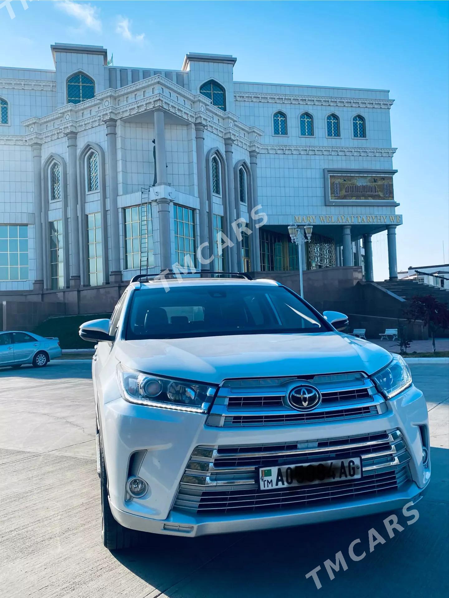 Toyota Highlander 2018 - 375 000 TMT - Ашхабад - img 3