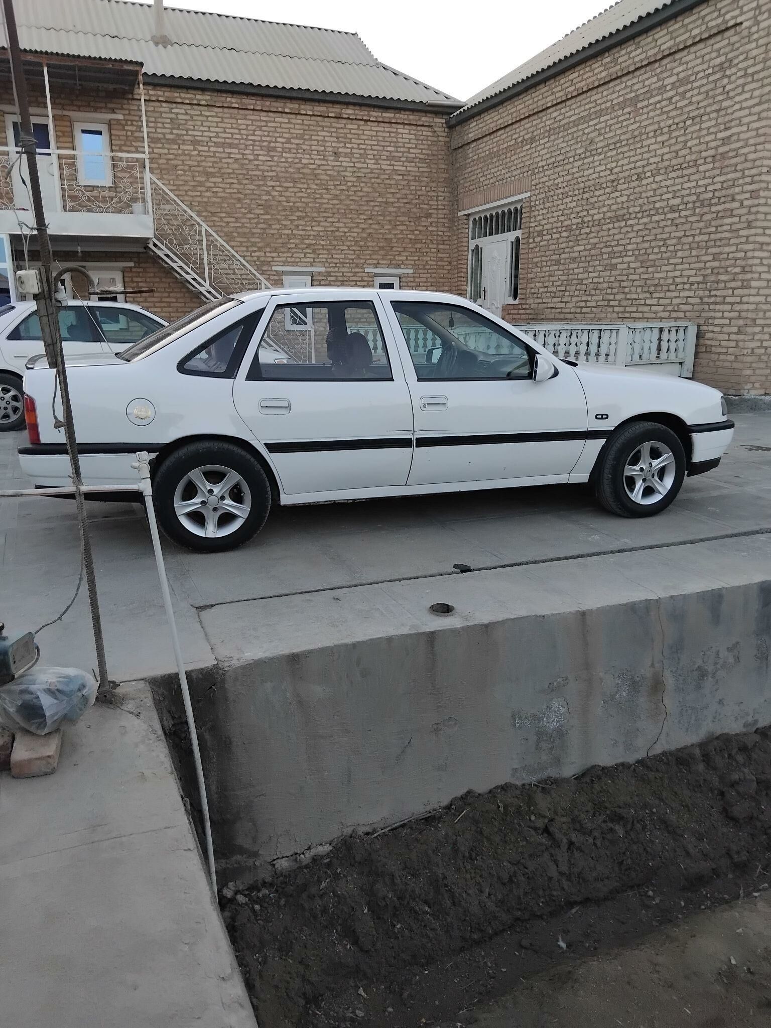 Opel Vectra 1991 - 32 000 TMT - Векильбазар - img 3