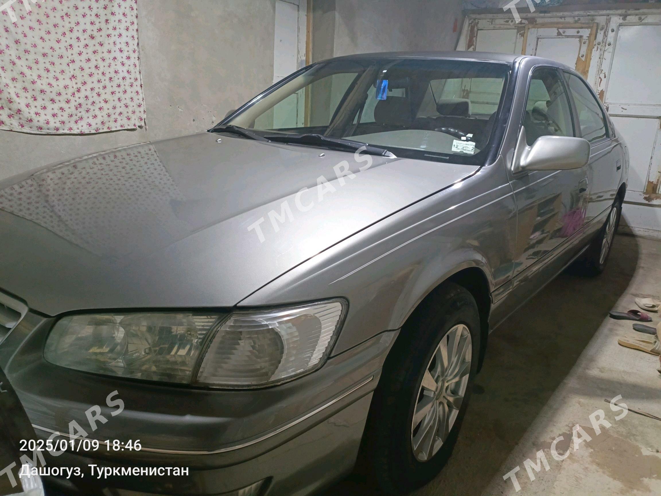 Toyota Camry 2001 - 130 000 TMT - Дашогуз - img 5