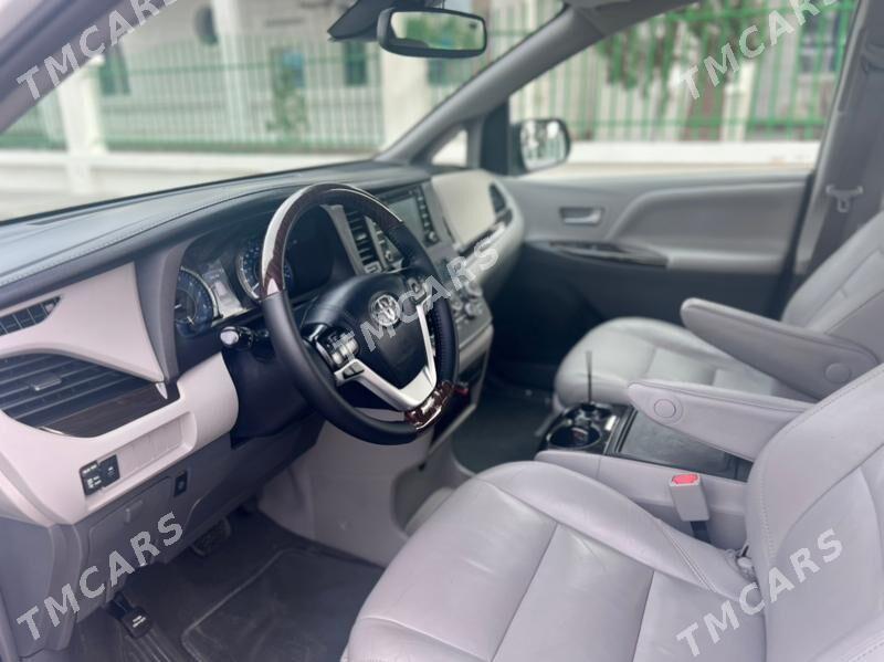 Toyota Sienna 2019 - 480 000 TMT - Aşgabat - img 8