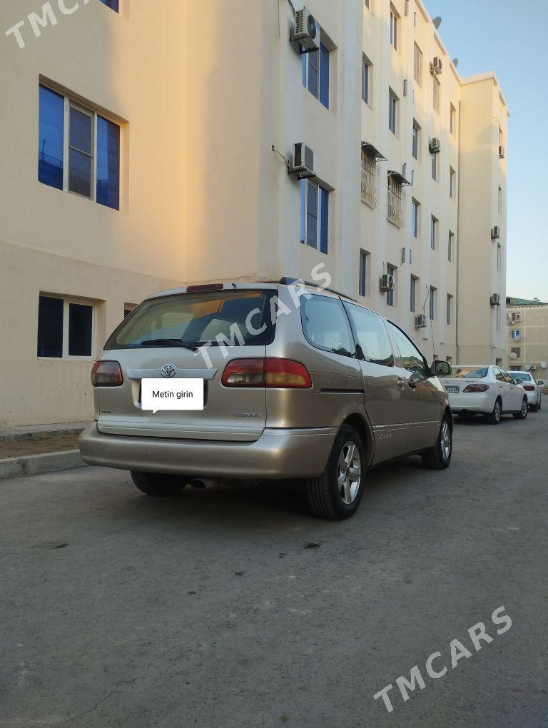 Toyota Sienna 2002 - 130 000 TMT - Туркменабат - img 3