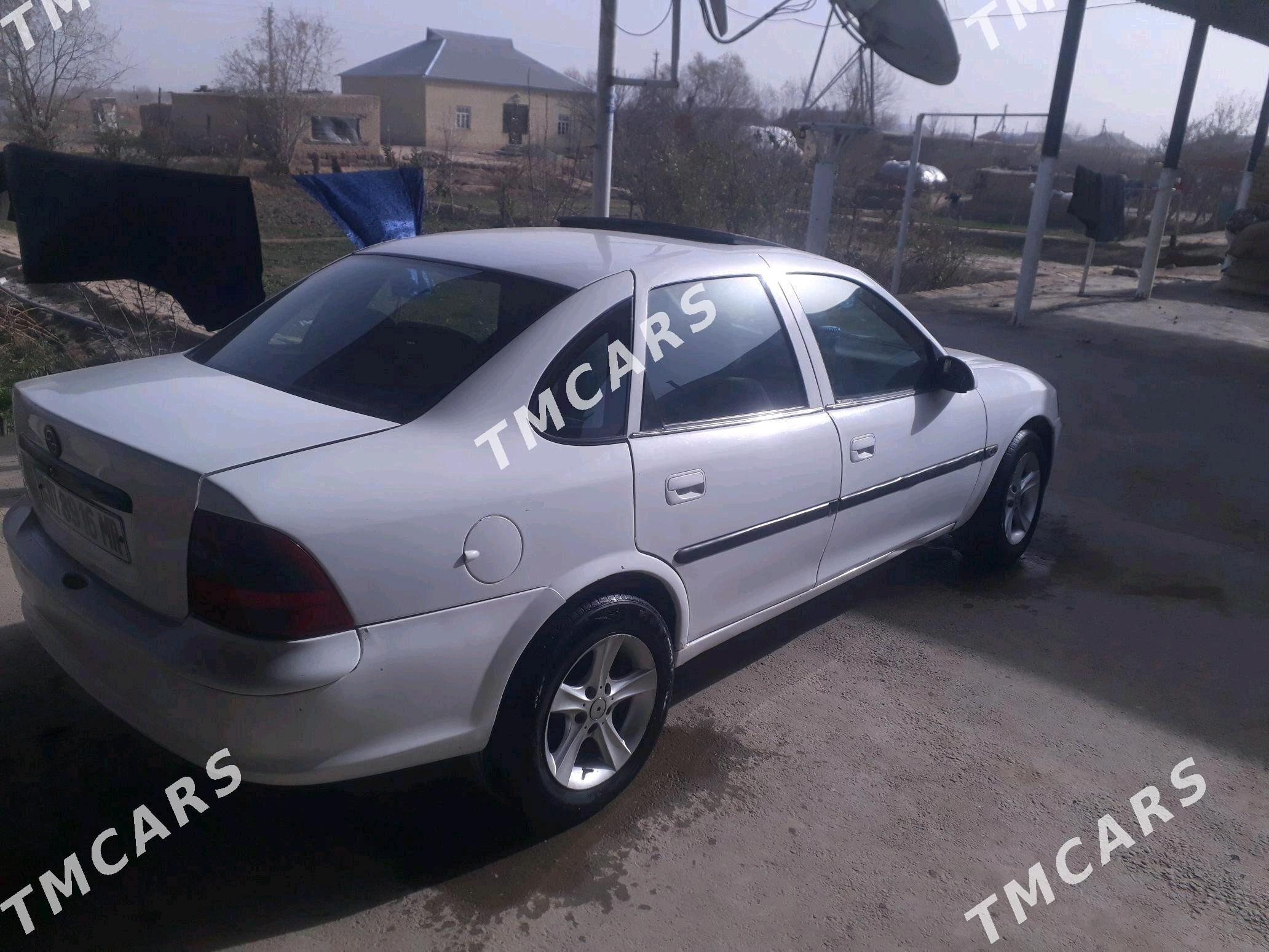 Opel Vectra 1996 - 32 000 TMT - Мары - img 2