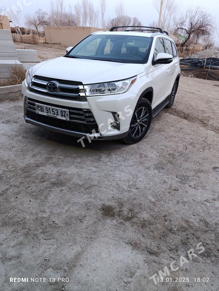 Toyota Highlander 2019 - 510 000 TMT - Кёнеургенч - img 2