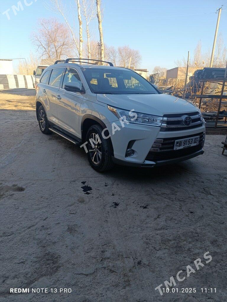 Toyota Highlander 2019 - 510 000 TMT - Кёнеургенч - img 4