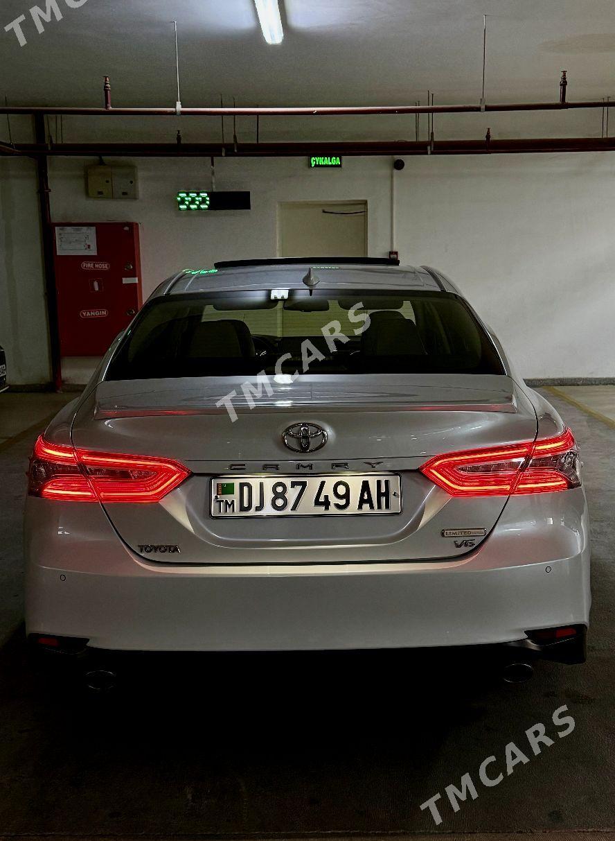 Toyota Camry 2018 - 420 000 TMT - Aşgabat - img 3