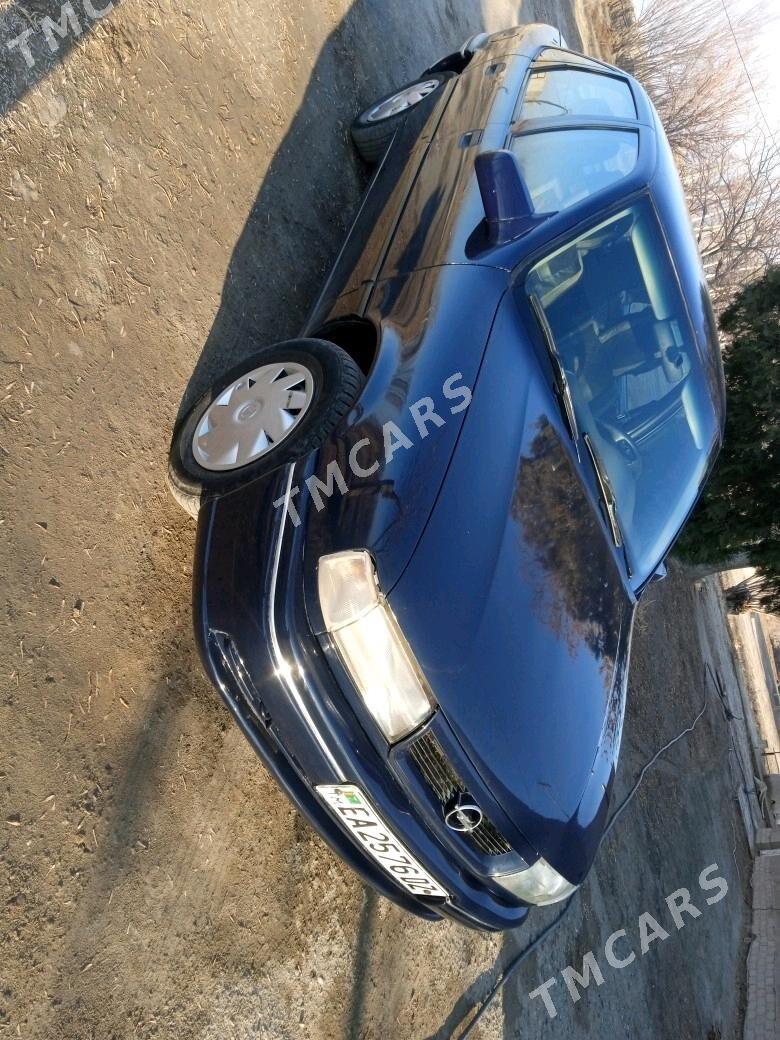 Opel Vectra 1995 - 45 000 TMT - Кёнеургенч - img 2