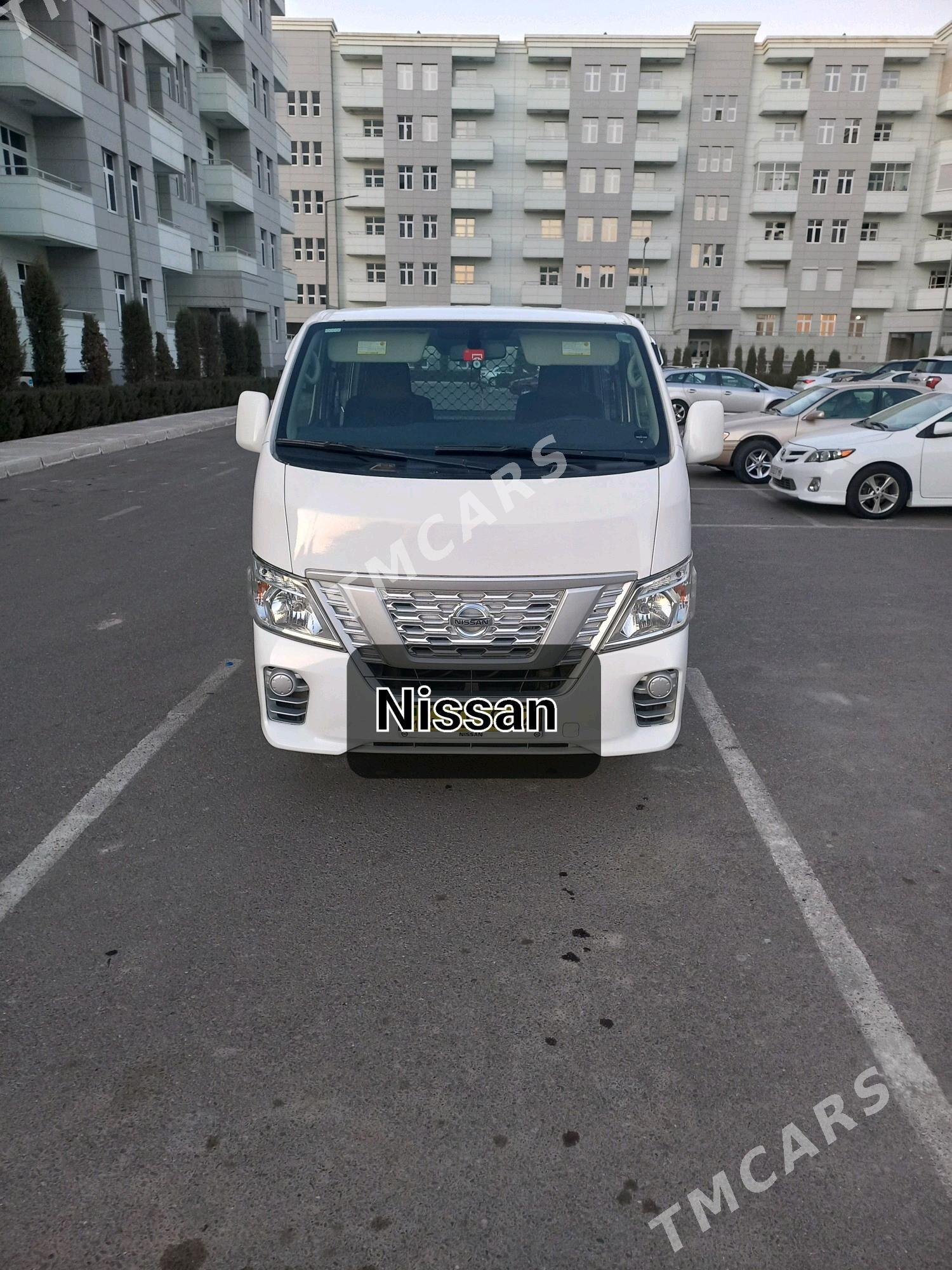 Nissan Urvan 2018 - 280 000 TMT - Mary - img 3