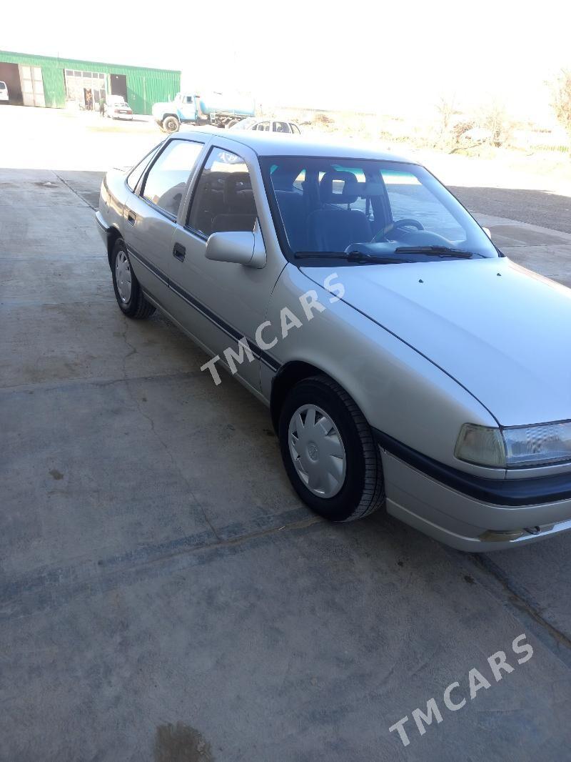 Opel Vectra 1990 - 40 000 TMT - Векильбазар - img 3