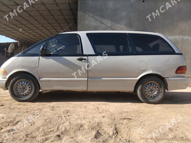 Toyota Previa 1992 - 40 000 TMT - Халач - img 4