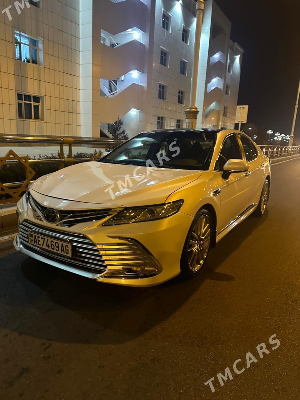 Toyota Camry 2018 - 300 000 TMT - Howdan "W" - img 9