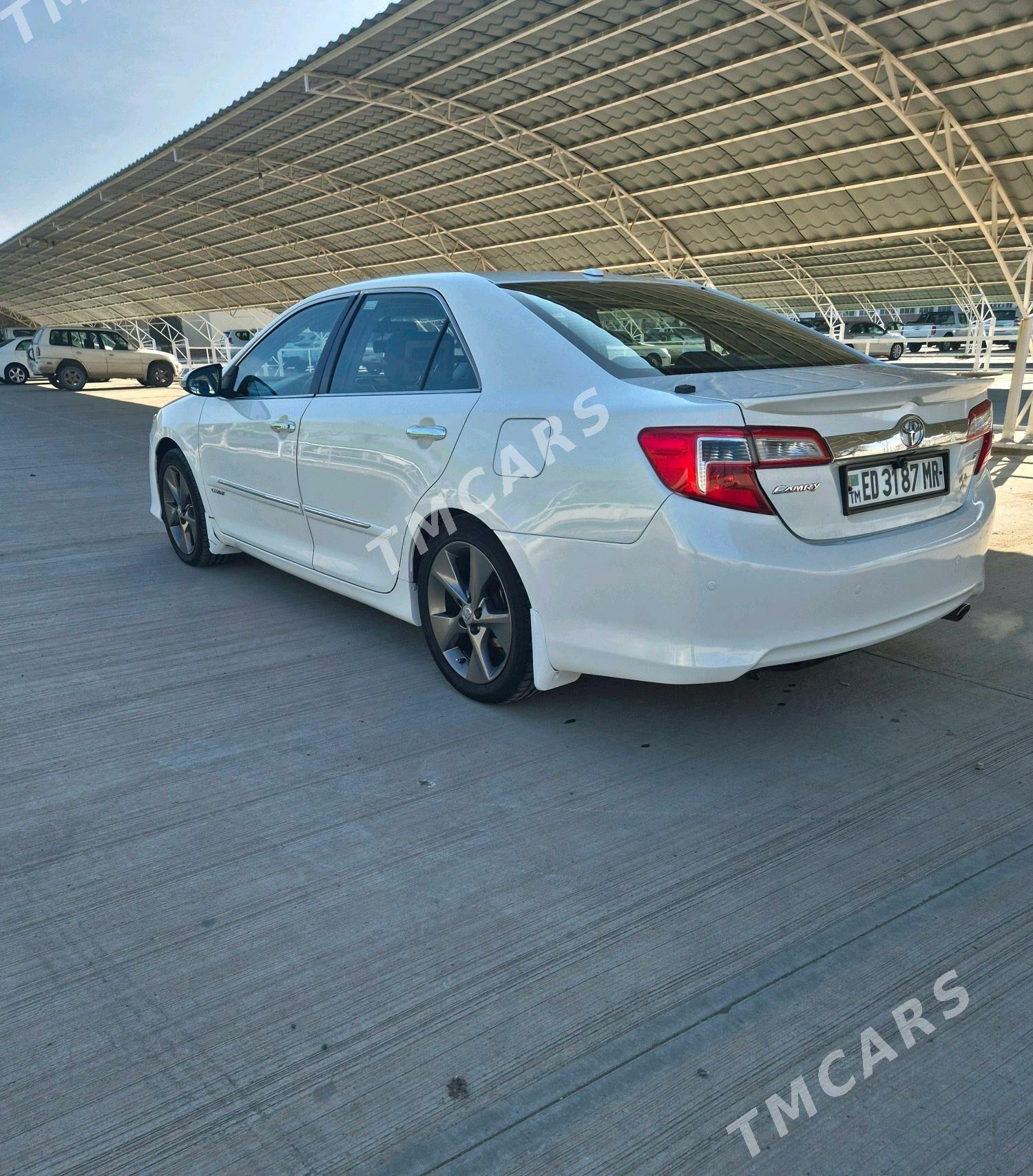 Toyota Camry 2012 - 165 000 TMT - Baýramaly - img 8