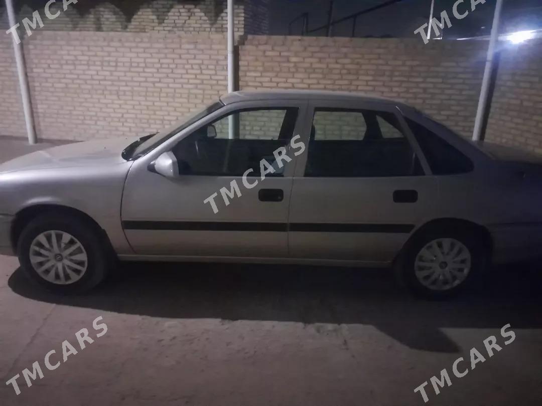 Opel Vectra 1989 - 22 000 TMT - Wekilbazar - img 3