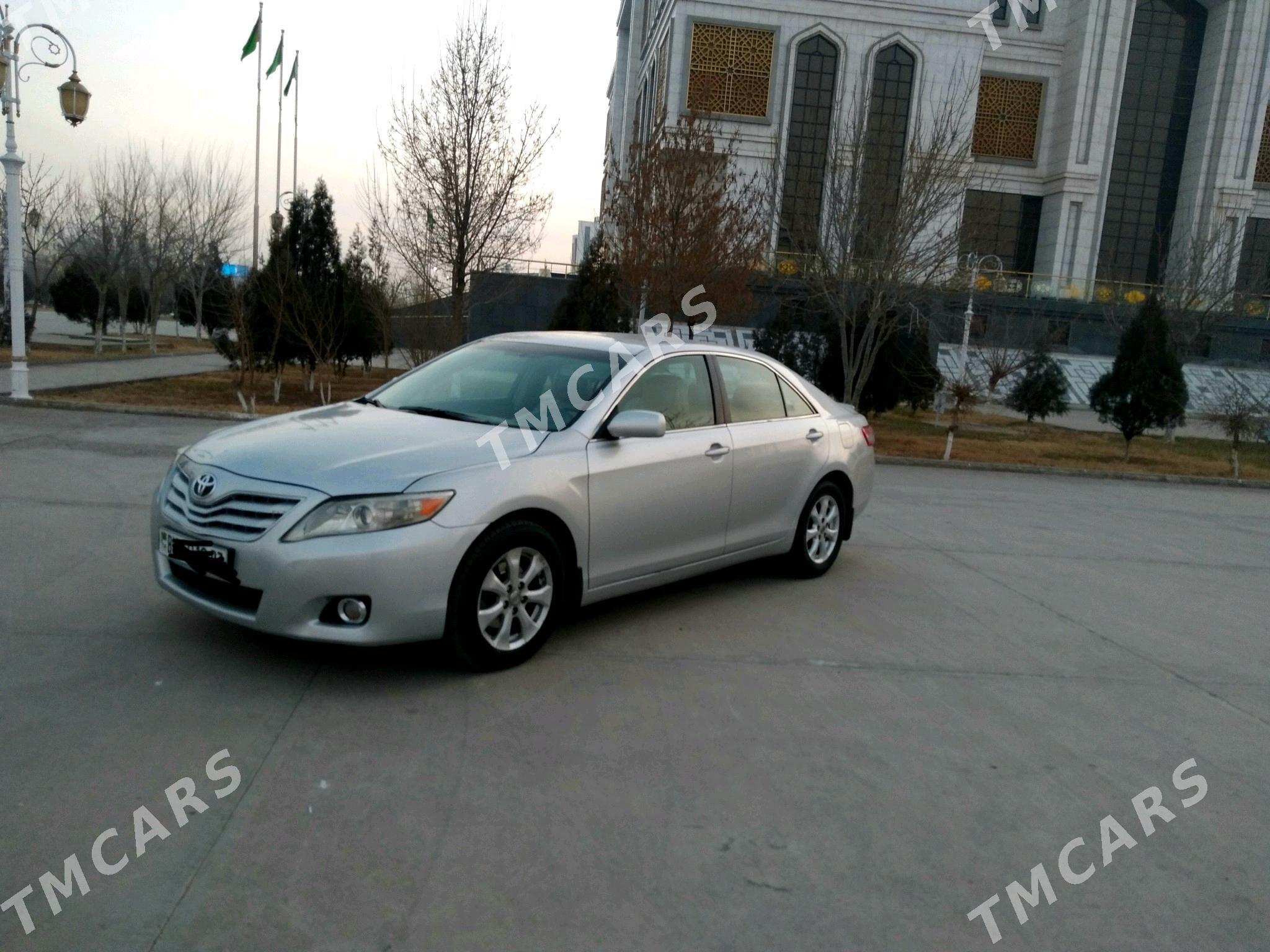 Toyota Camry 2011 - 180 000 TMT - Дашогуз - img 4