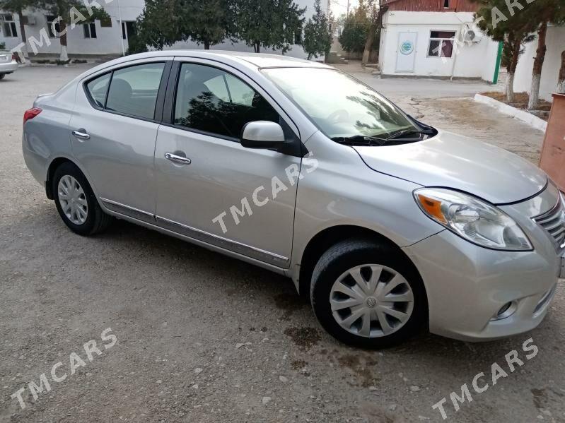 Nissan Versa 2012 - 88 000 TMT - Балканабат - img 2