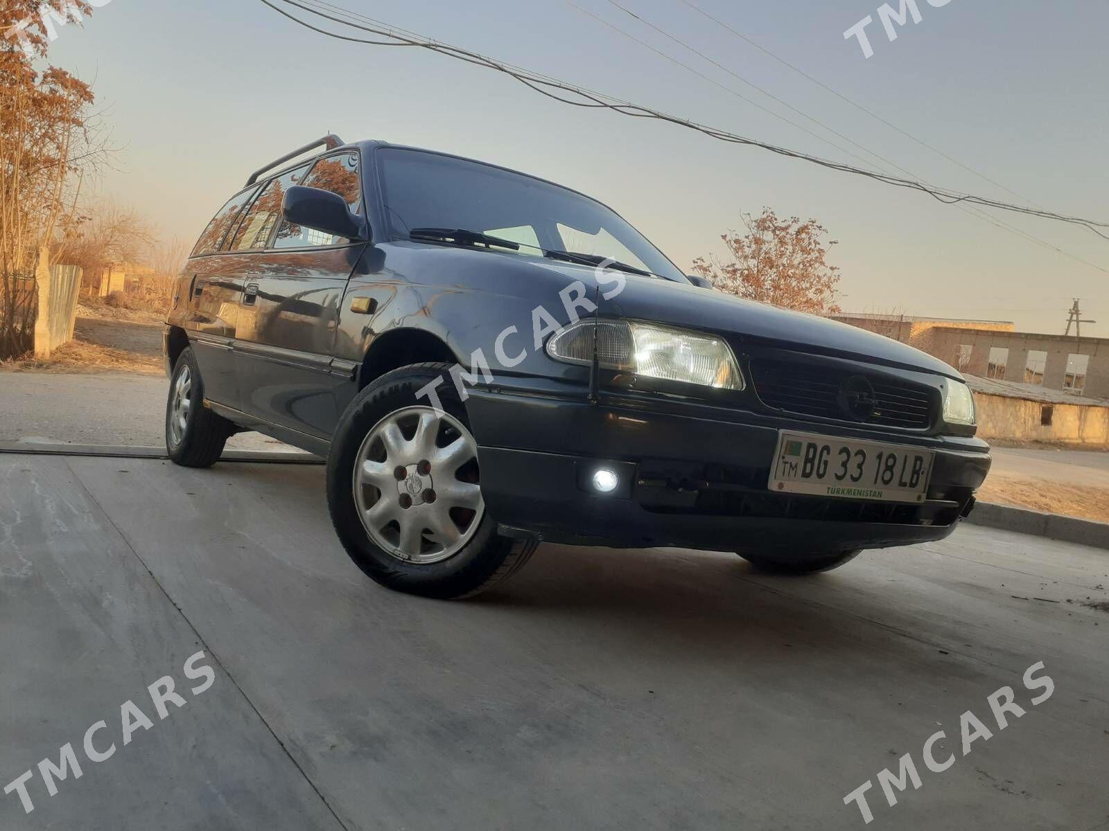 Opel Astra 1994 - 50 000 TMT - Чарджоу - img 1
