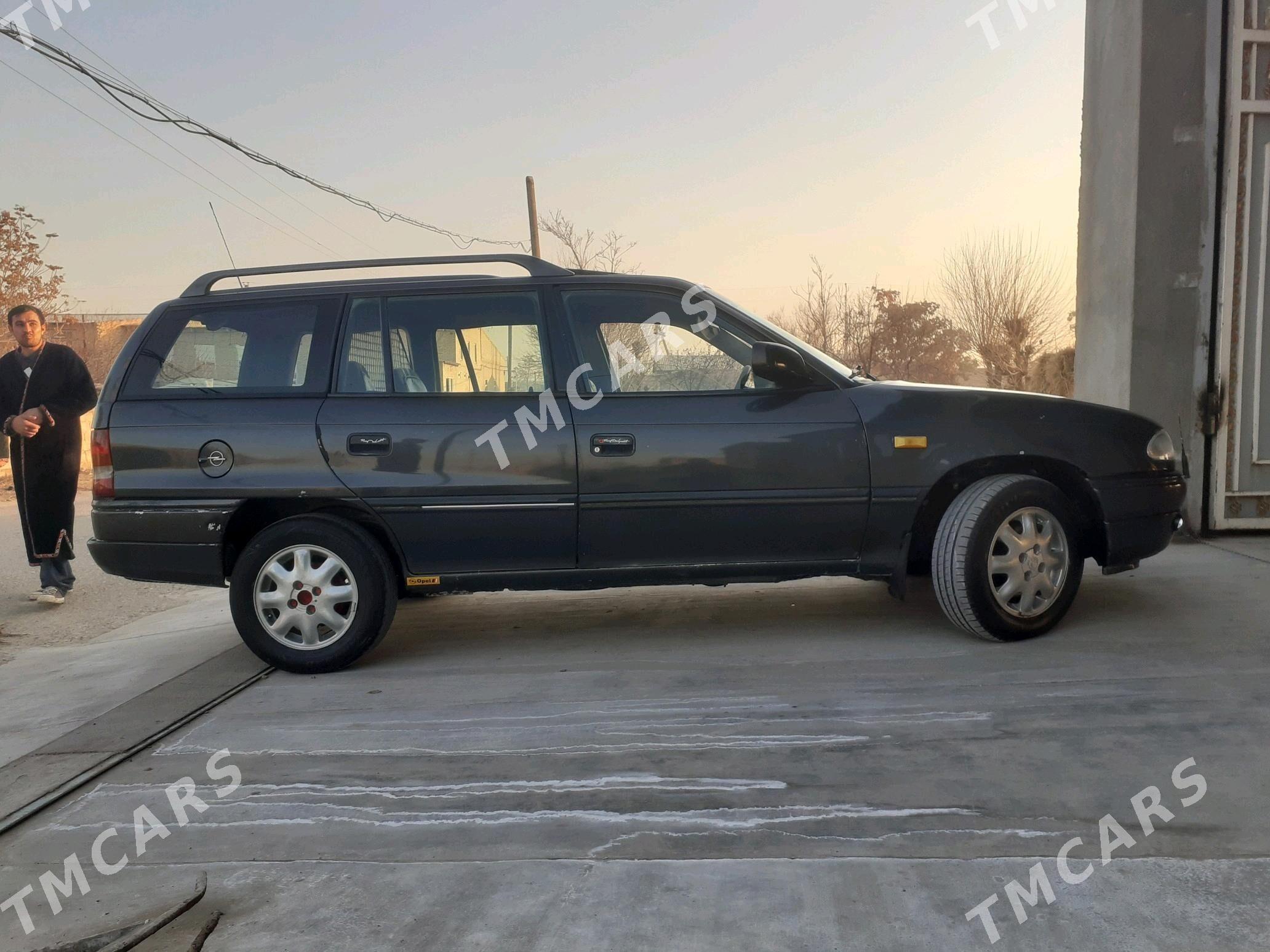 Opel Astra 1994 - 50 000 TMT - Чарджоу - img 4