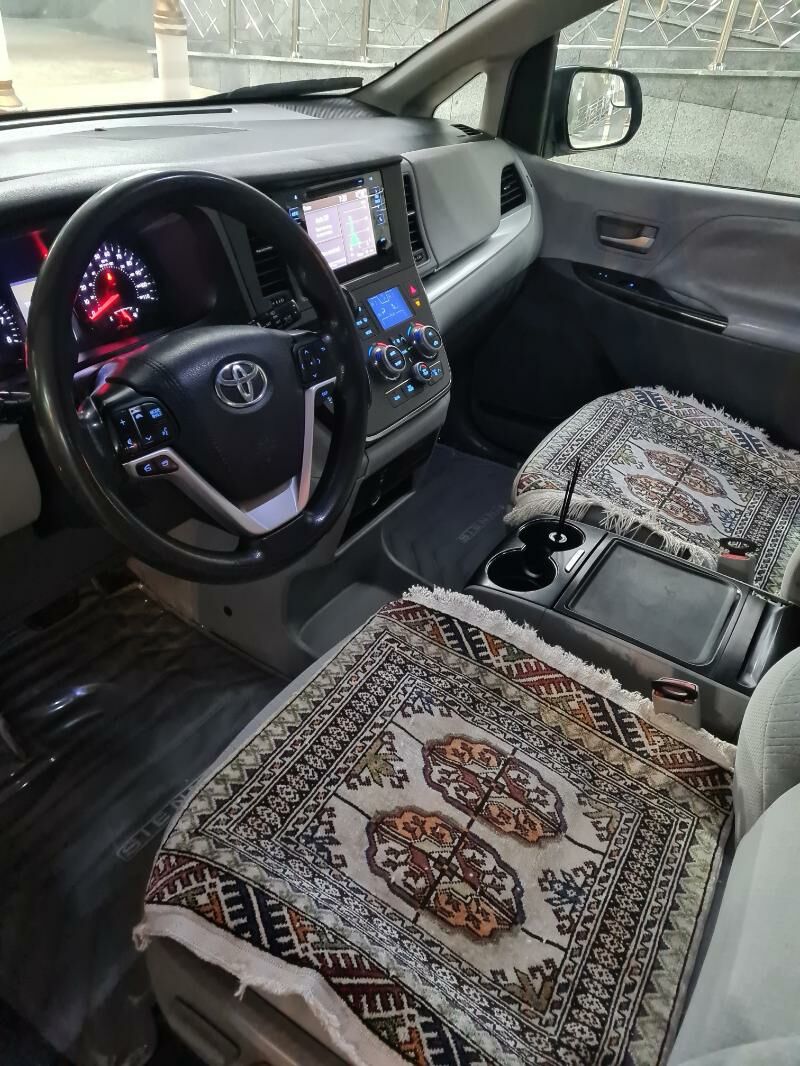 Toyota Sienna 2018 - 339 000 TMT - Aşgabat - img 5