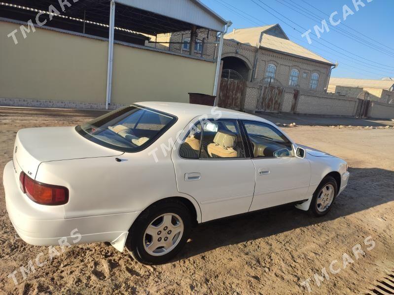 Toyota Camry 1996 - 78 000 TMT - Мары - img 3